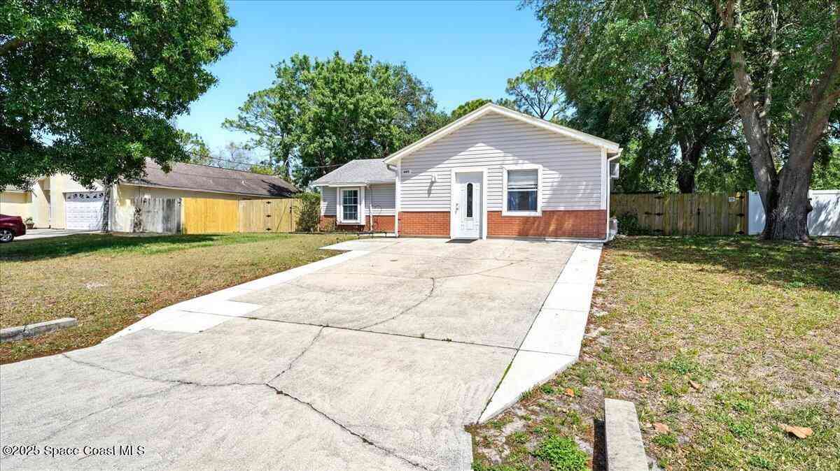 Homes For Sale - 6615 Dock Avenue<br/> Cocoa, FL 32927