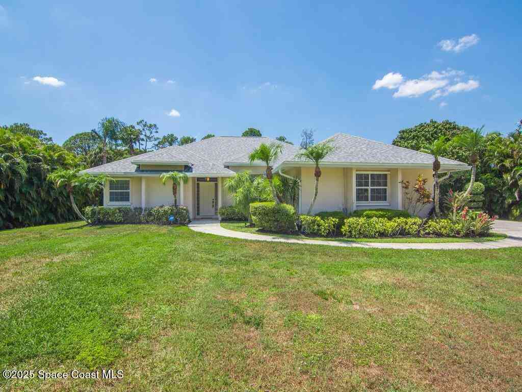 Homes For Sale - 17967 Bridle Court<br/> Jupiter, FL 33478