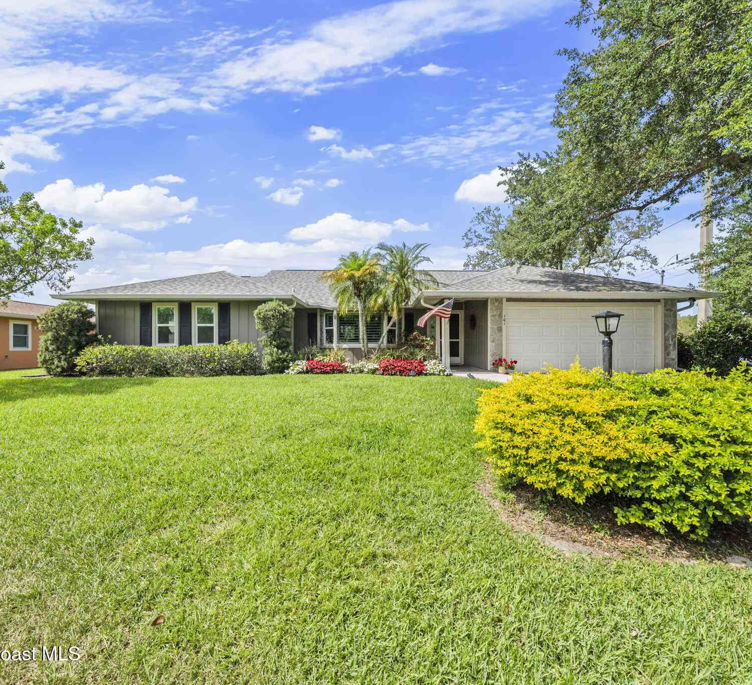 Homes For Sale - 101 Joy Haven Drive<br/> Sebastian, FL 32958