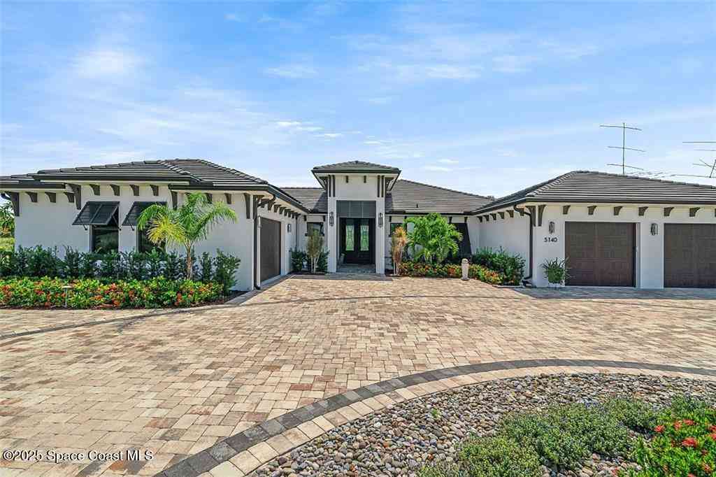 Homes For Sale - 5140 Del Sol Drive<br/> Merritt Island, FL 32952