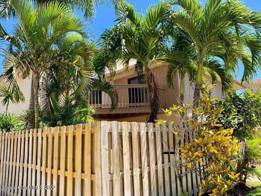 Townhouse For Rent - 200 S Banana River Boulevard #1302<br/> Cocoa Beach, FL 32931