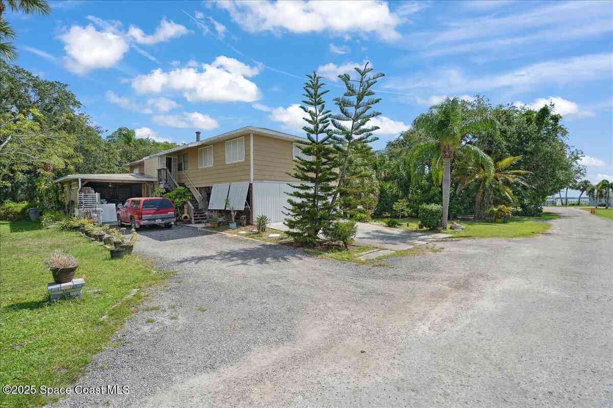 Homes For Sale - 6570 114th Lane<br/> Sebastian, FL 32958