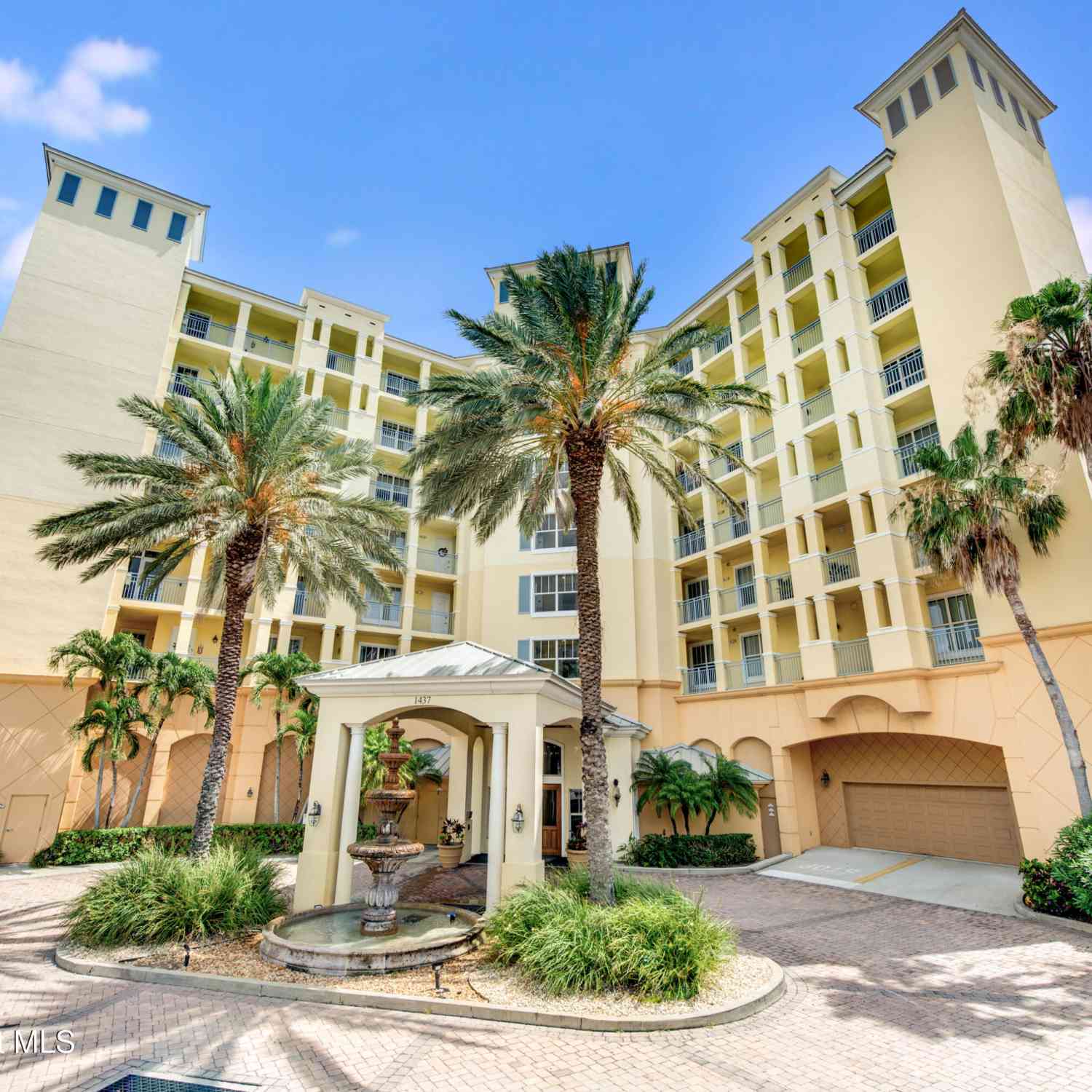 Condo For Sale - 1437 Pineapple Avenue #404<br/> Melbourne, FL 32935