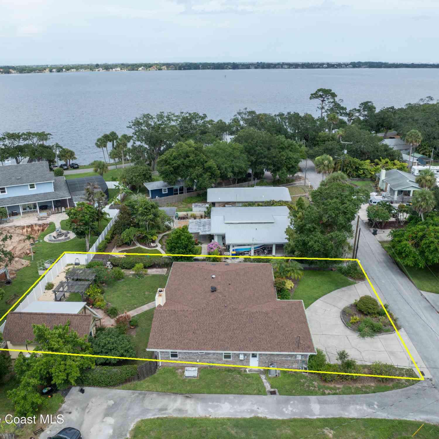 Homes For Sale - 18 Magruder Avenue<br/> Rockledge, FL 32955