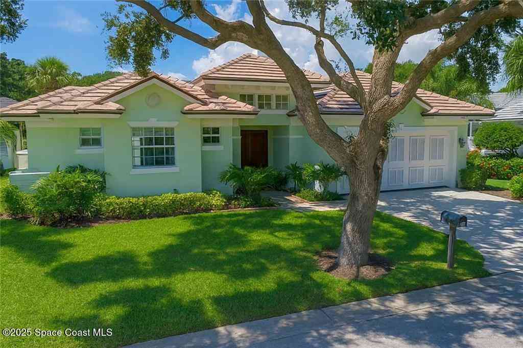 Homes For Sale - 1167 Governors Way<br/> Vero Beach, FL 32963