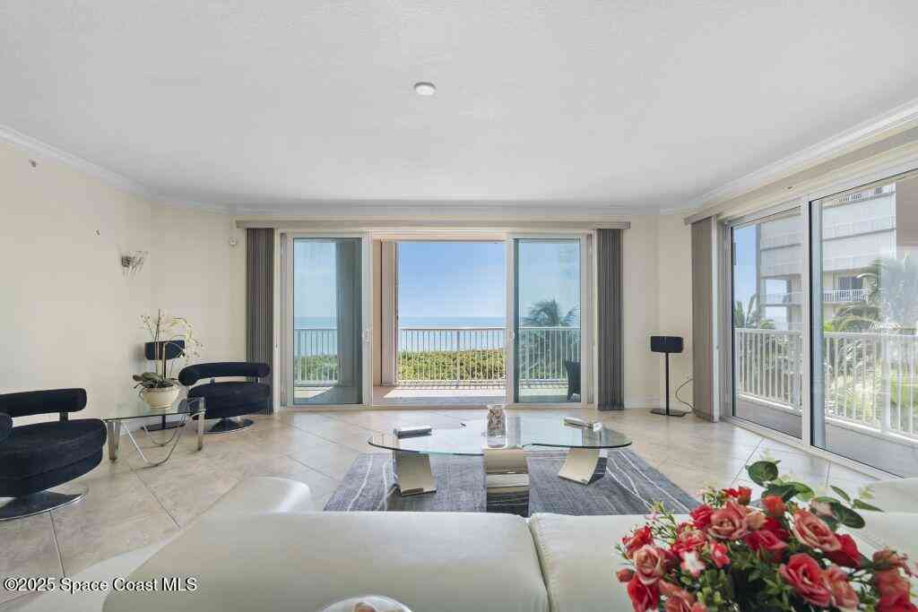 Condo For Sale - 4180 N Hwy A1a #305B<br/> Hutchinson Island, FL 34949