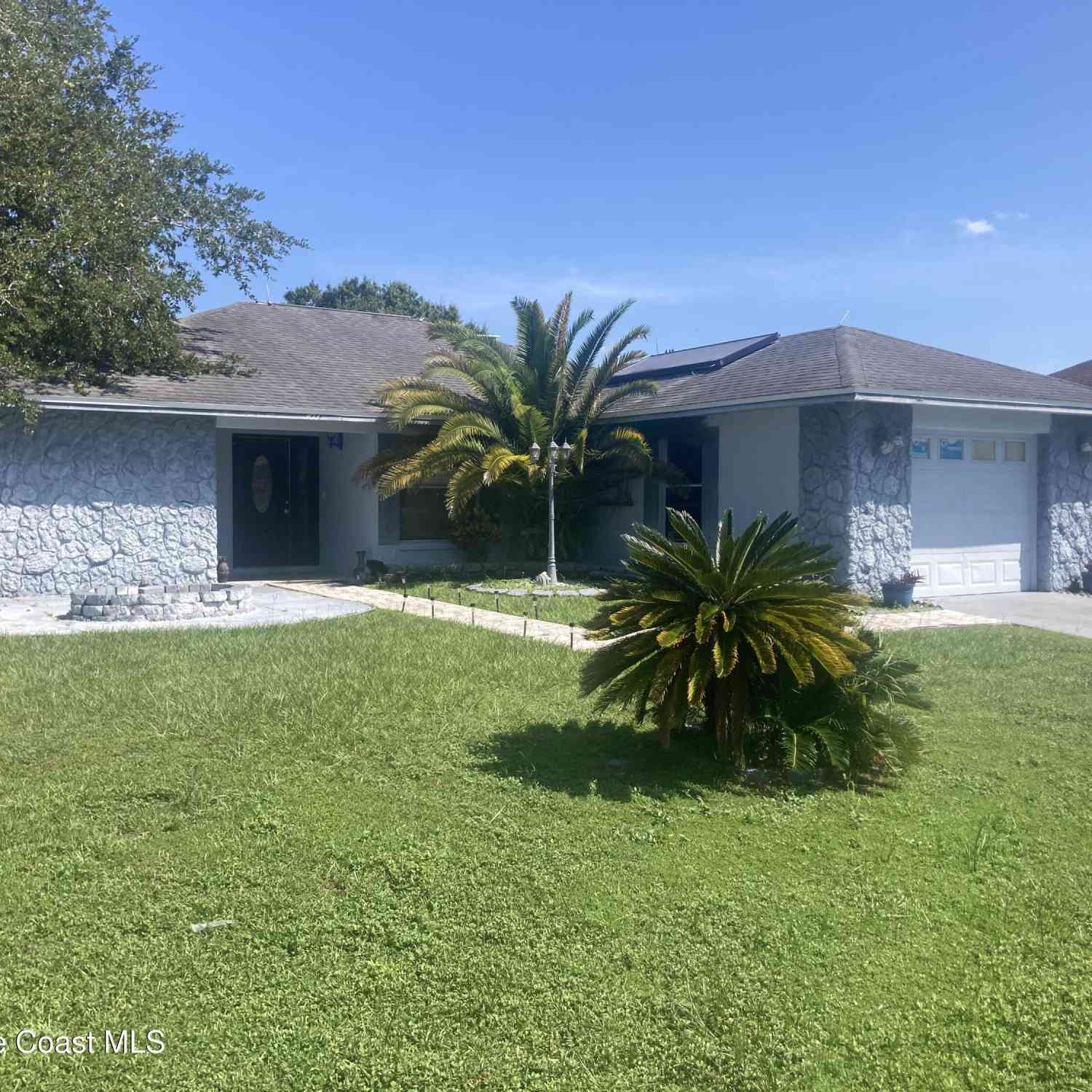 Homes For Sale - 303 Cocoa Court<br/> Osceola County, Kissimmee, FL 34758