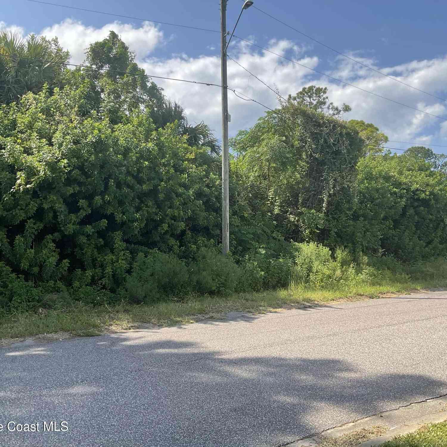 Vacant Land For Sale - 520 Arabella Lane<br/> Cocoa, FL 32927