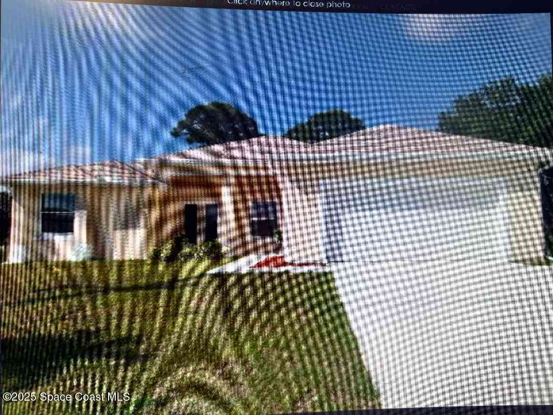 Homes For Sale - 1110 Waco Boulevard<br/> Palm Bay, FL 32909