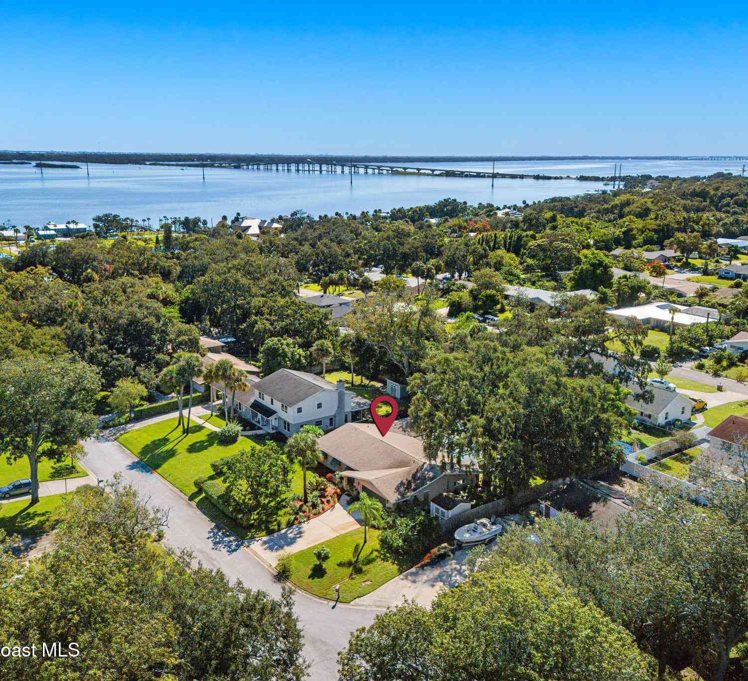 Homes For Sale - 135 N Twin Lakes Road<br/> Cocoa, FL 32926