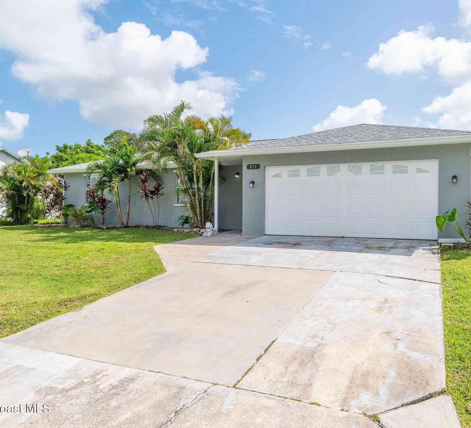 Homes For Sale - 871 Hawaii Avenue<br/> Palm Bay, FL 32907
