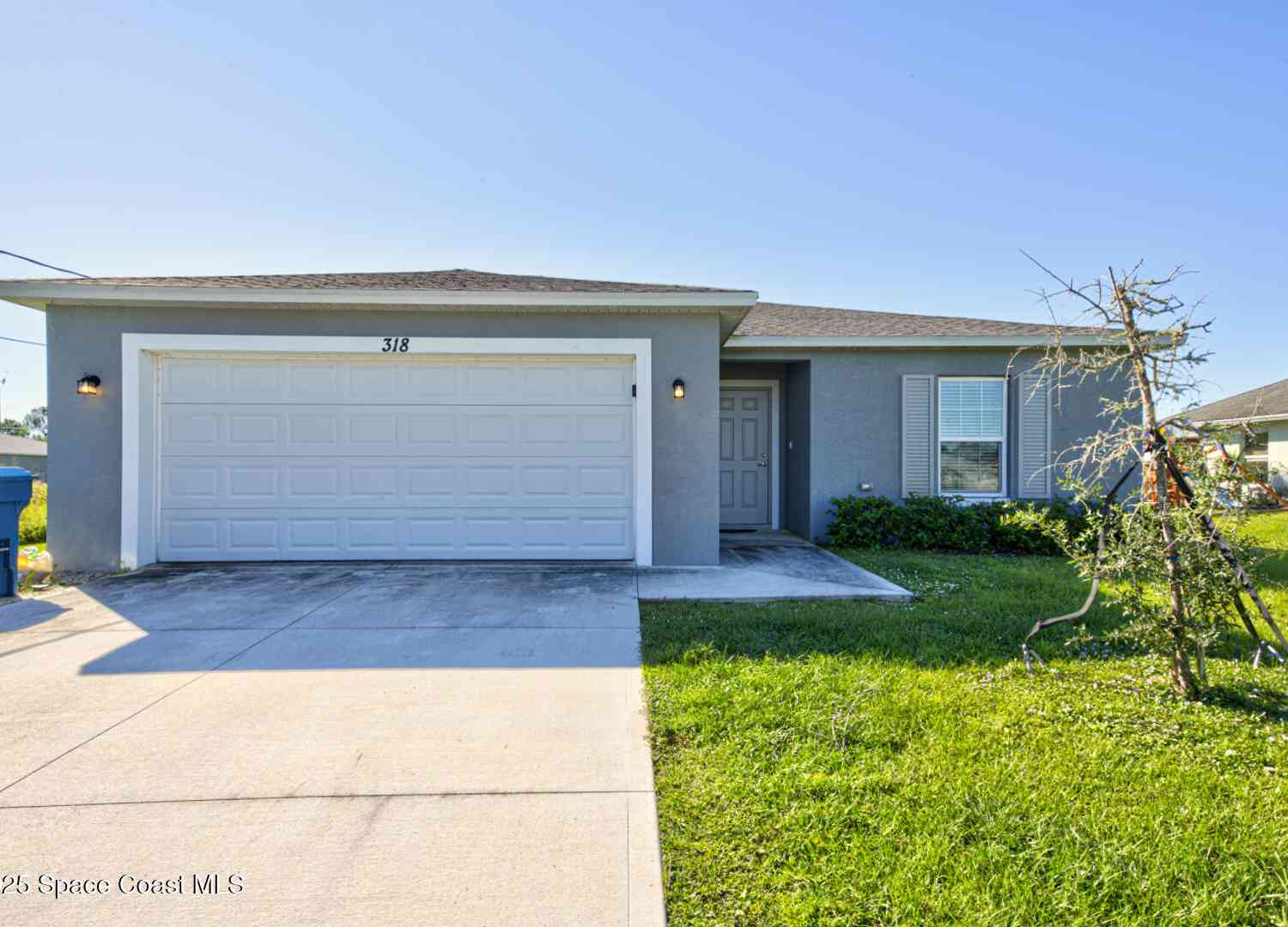 Homes For Sale - 318 Silver Frost Street<br/> Palm Bay, FL 32909
