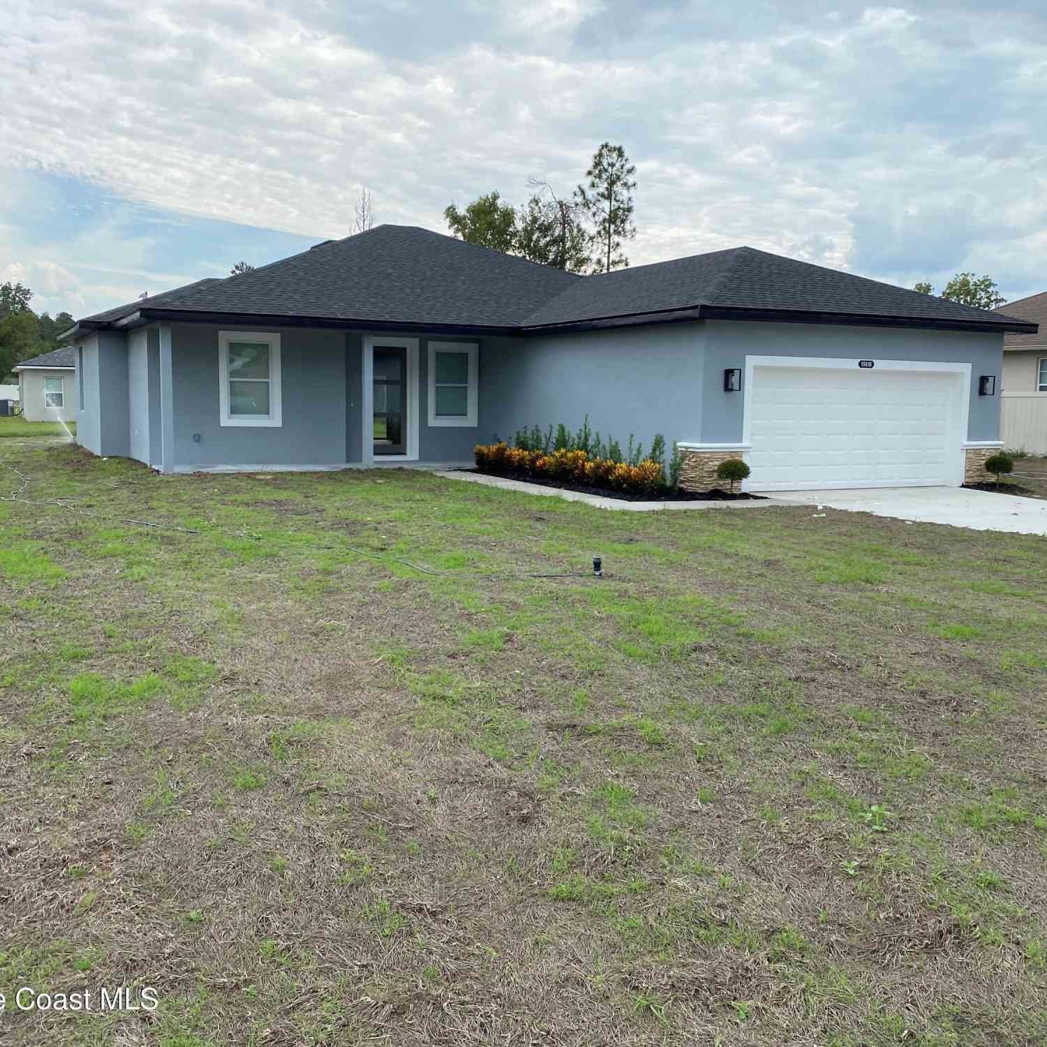 Homes For Sale - 15615 SW 49th Avenue Road<br/> Ocala, FL 34473