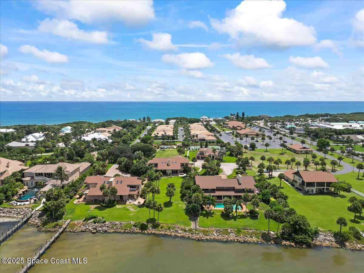 Townhouse For Sale - 208 The Road To Waterford Bay #C-2<br/> Melbourne Beach, FL 32951