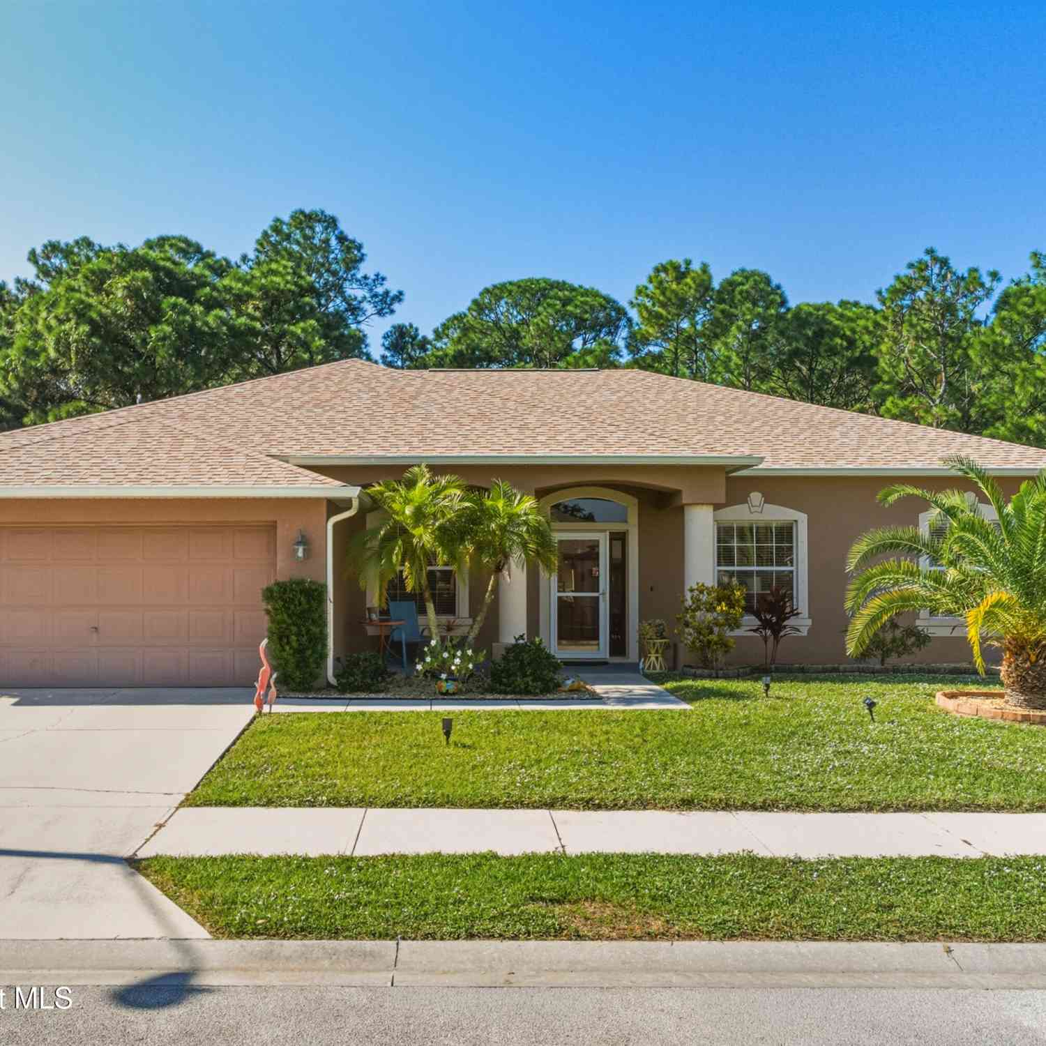 Homes For Sale - 7368 Crepe Myrtle Court<br/> Cocoa, FL 32927