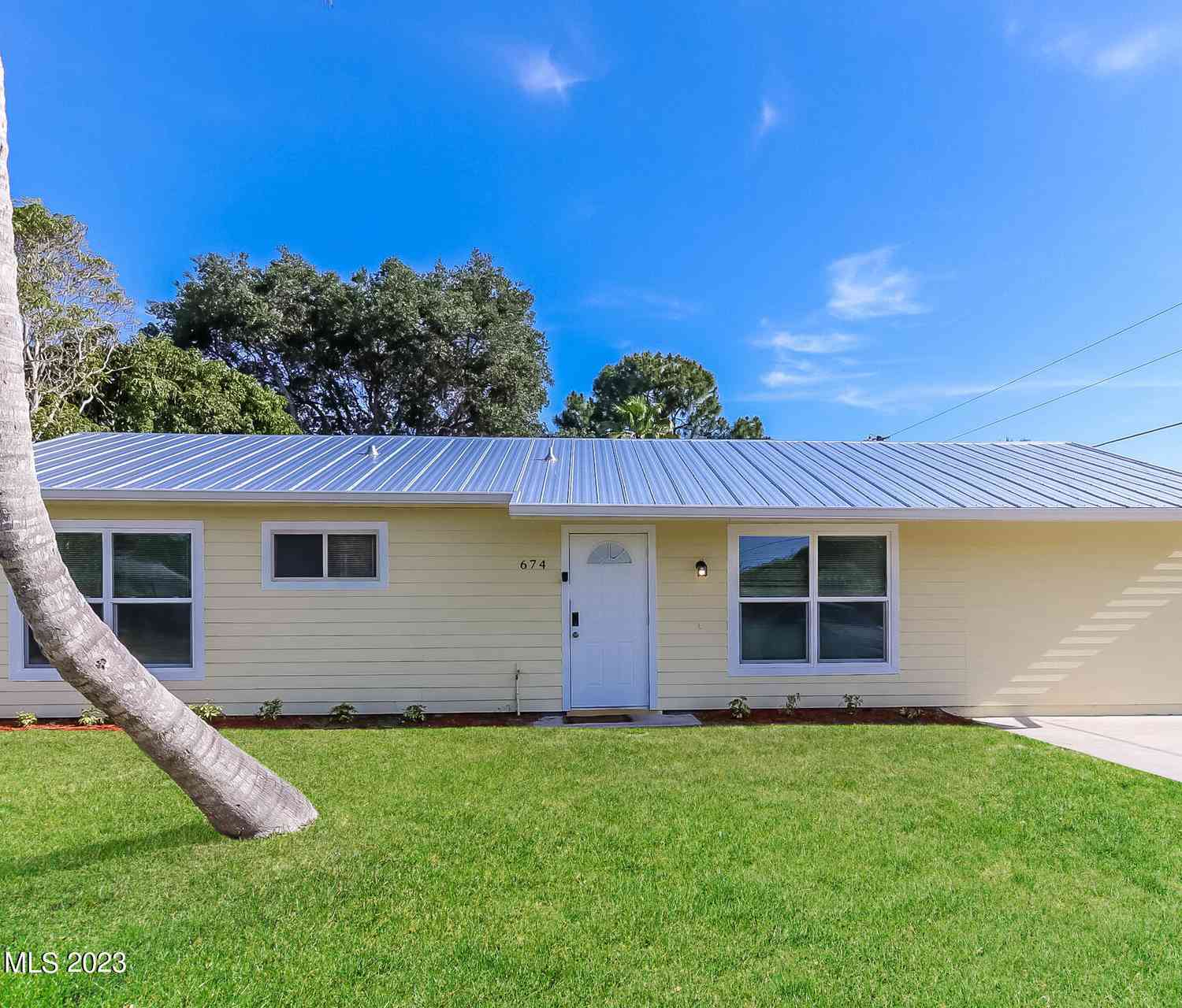 Homes For Rent - 674 23rd Place<br/> Vero Beach, FL 32962