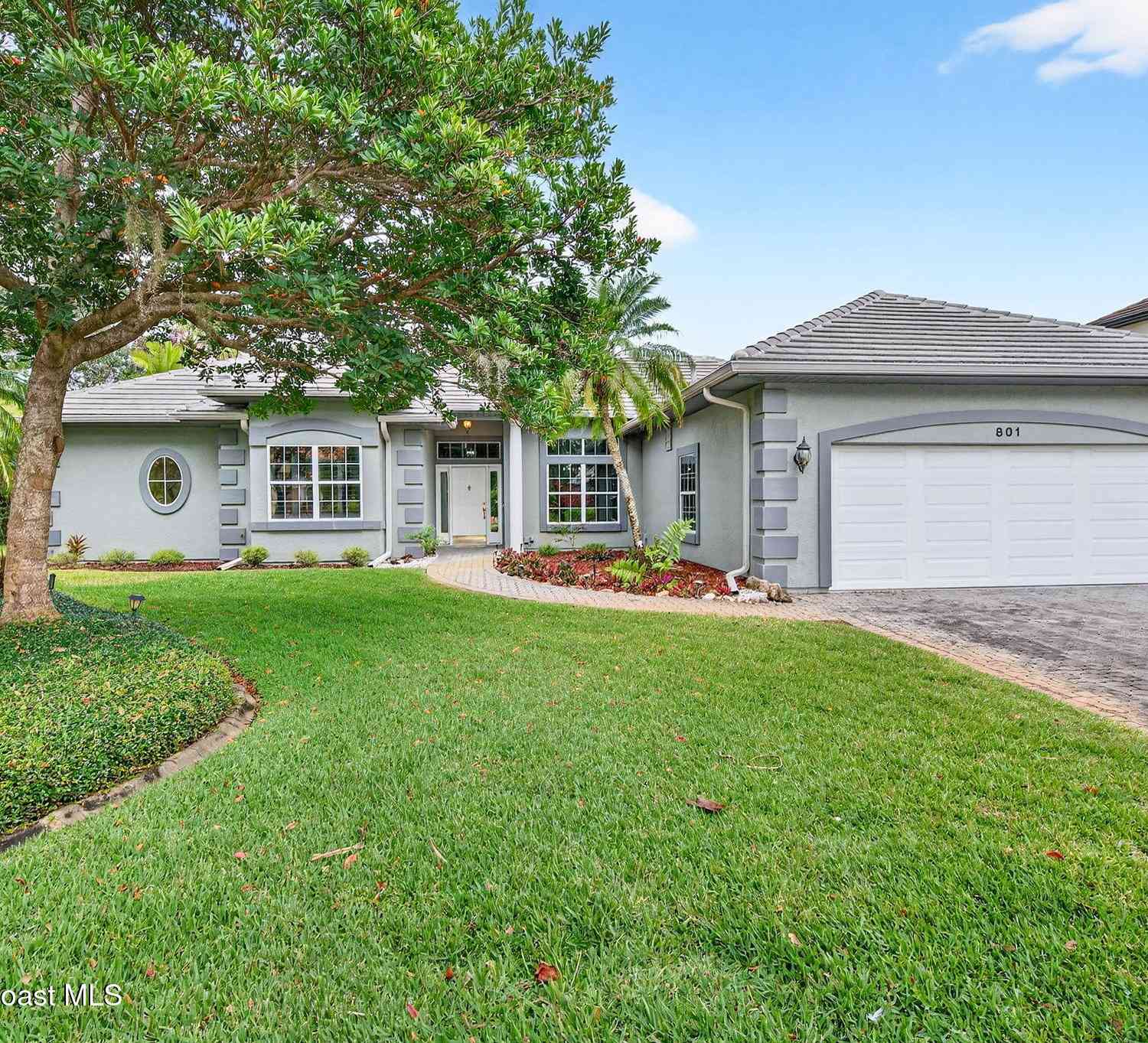 Homes For Sale - 801 Florencia Circle<br/> Titusville, FL 32780
