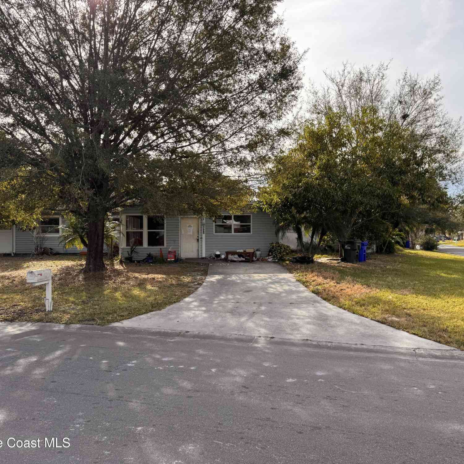 Homes For Sale - 1725 Park Drive<br/> Lakeland, FL 33803