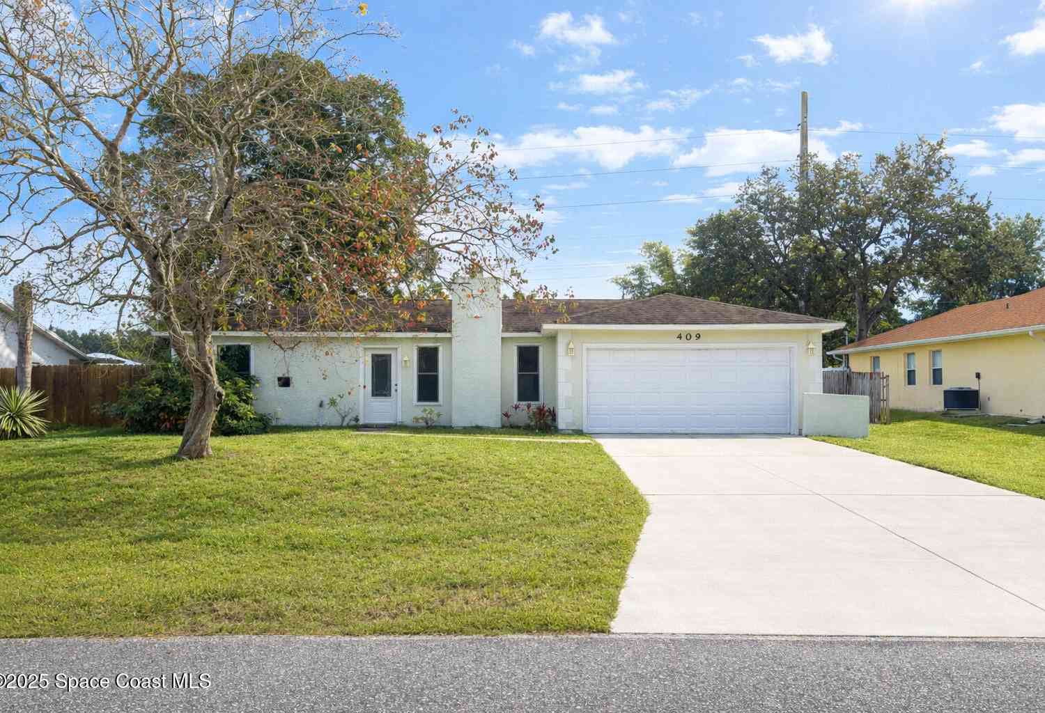 Homes For Sale - 409 Minor Avenue<br/> Palm Bay, FL 32907