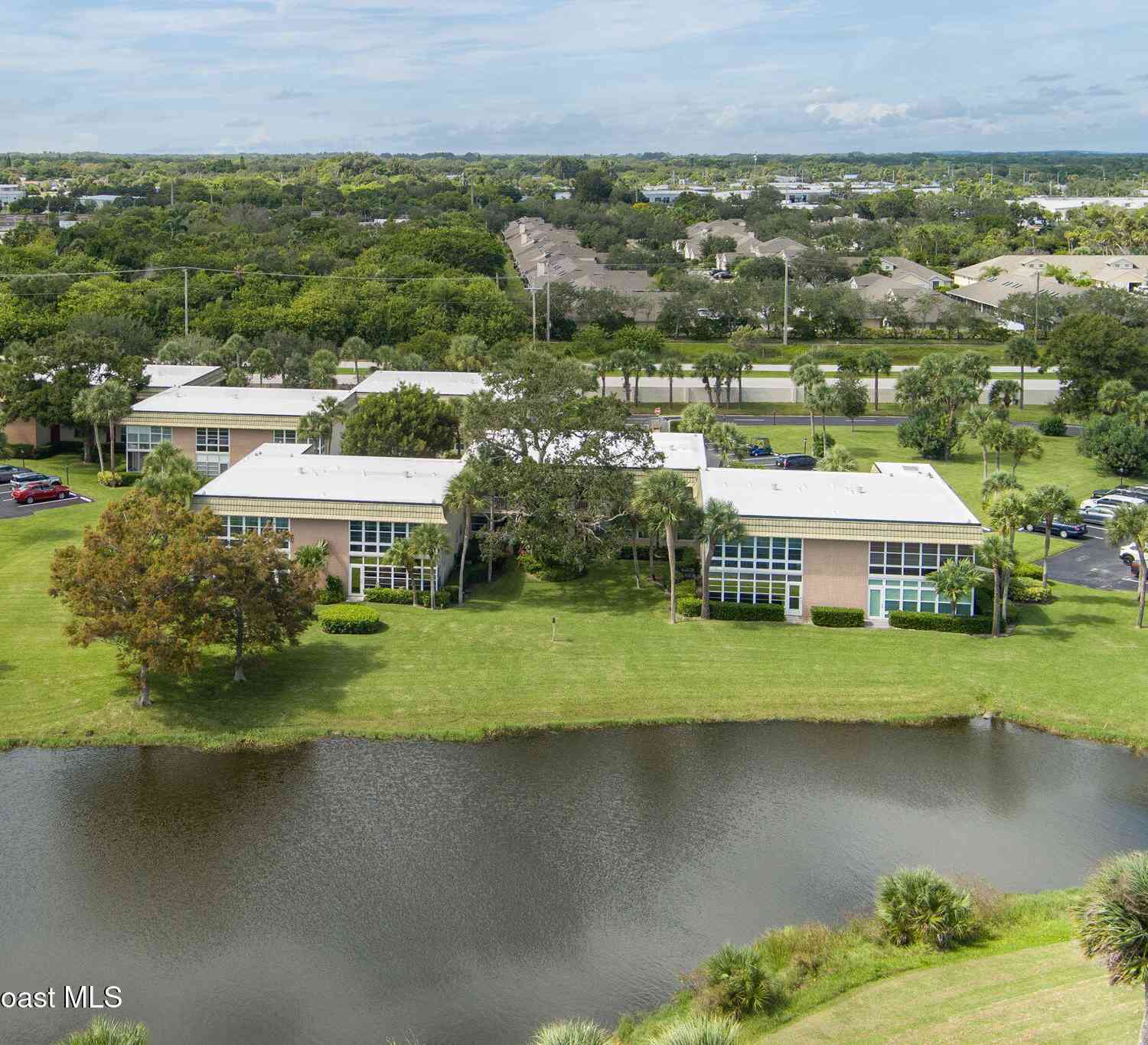 Condo For Sale - 40 Vis Gdns Trail #201<br/> Indian River County, Vero Beach, FL 32962