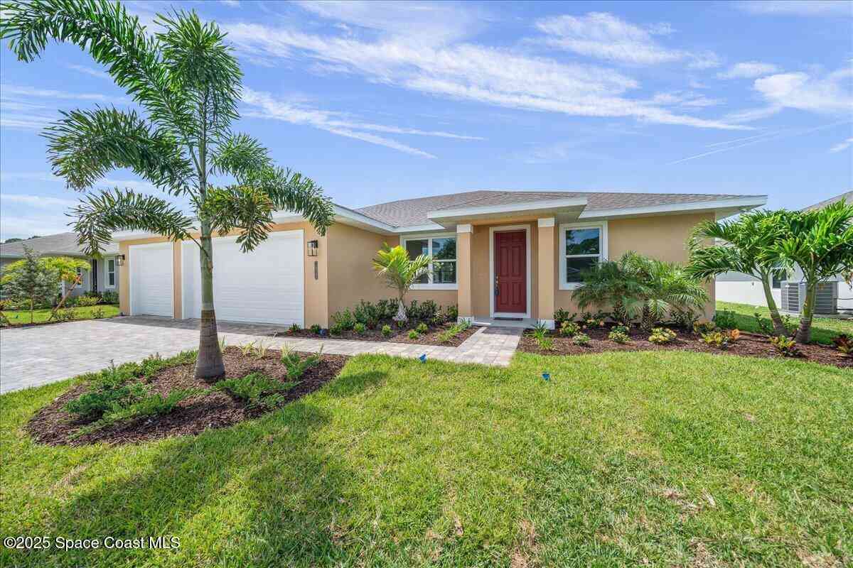 Homes For Sale - 1035 Captiva Island Circle<br/> Palm Bay, FL 32908