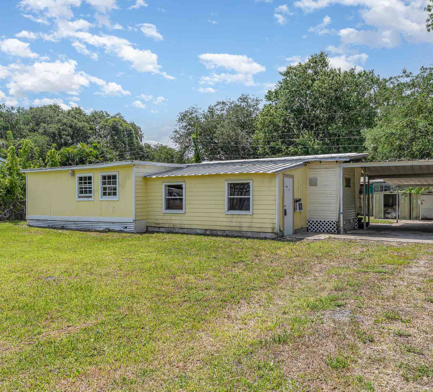 Mobile Home For Sale - 345 Marseilles Drive<br/> Merritt Island, FL 32953