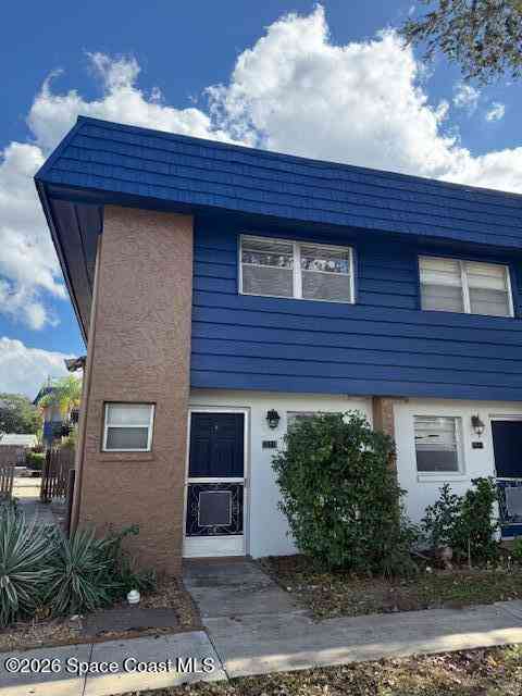Townhouse For Rent - 2511 Country Club Drive #B118<br/> Brevard County, Titusville, FL 32780