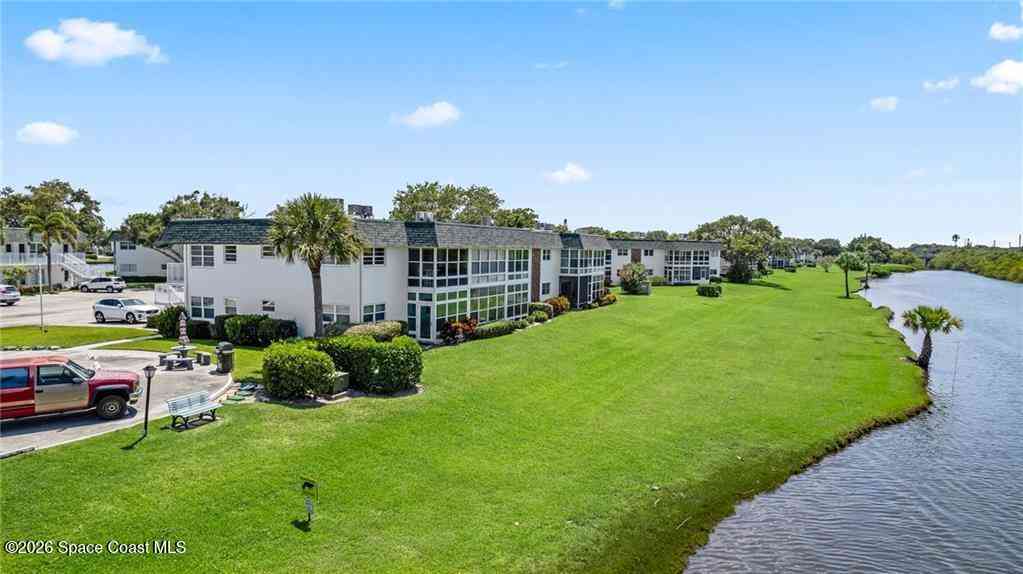 Condo For Rent - 2800 Indian River Boulevard #1<br/> Vero Beach, FL 32960