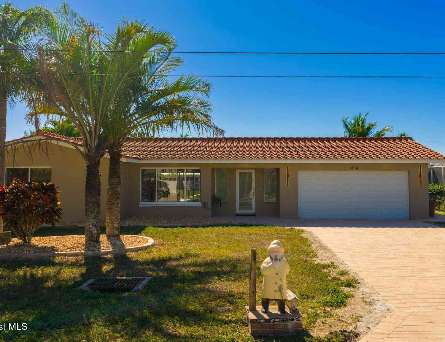 Condo For Sale - 1636 SE 39th Street<br/> Cape Coral, FL 33904