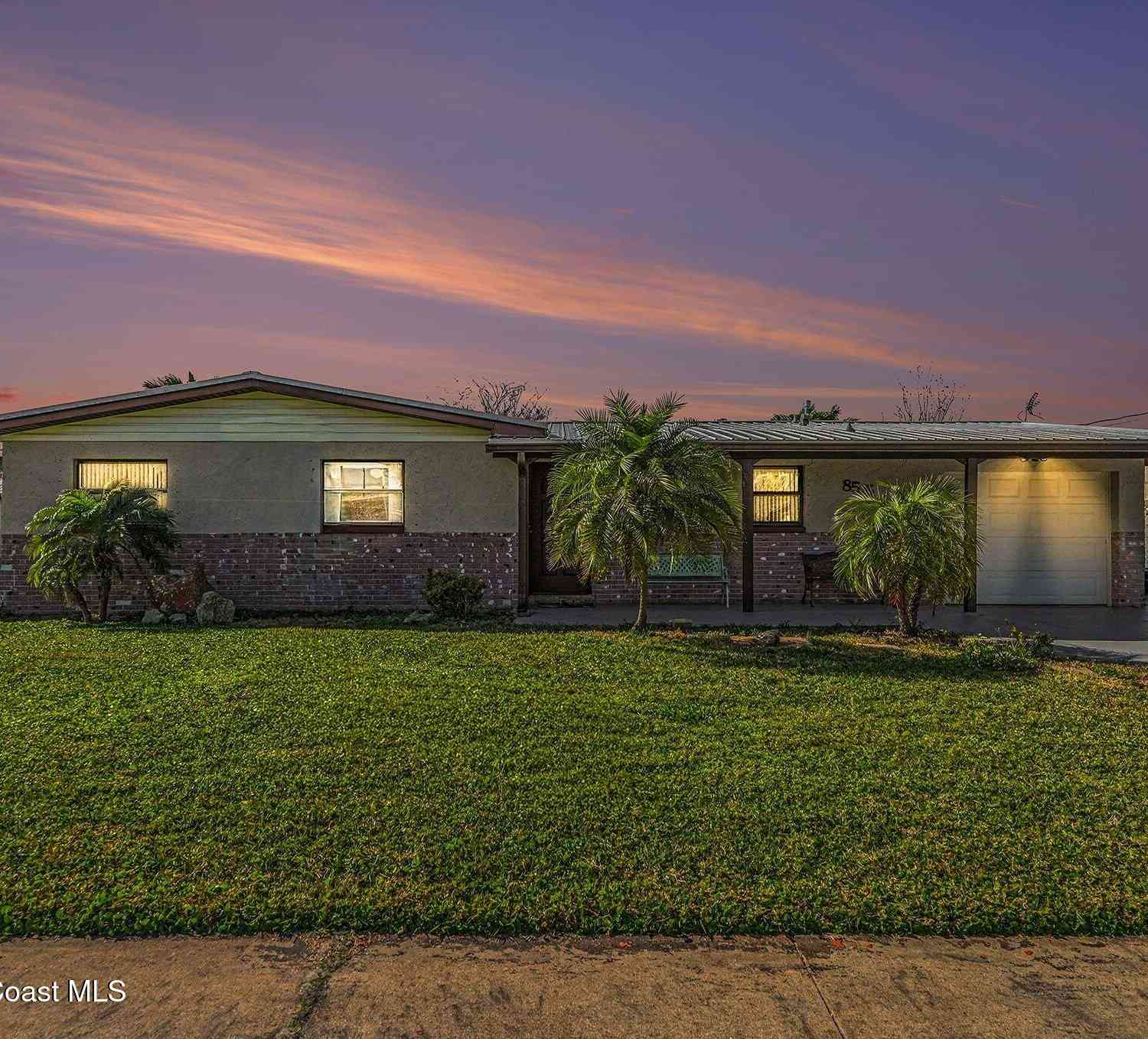 Homes For Sale - 855 Richland Avenue<br/> Merritt Island, FL 32953