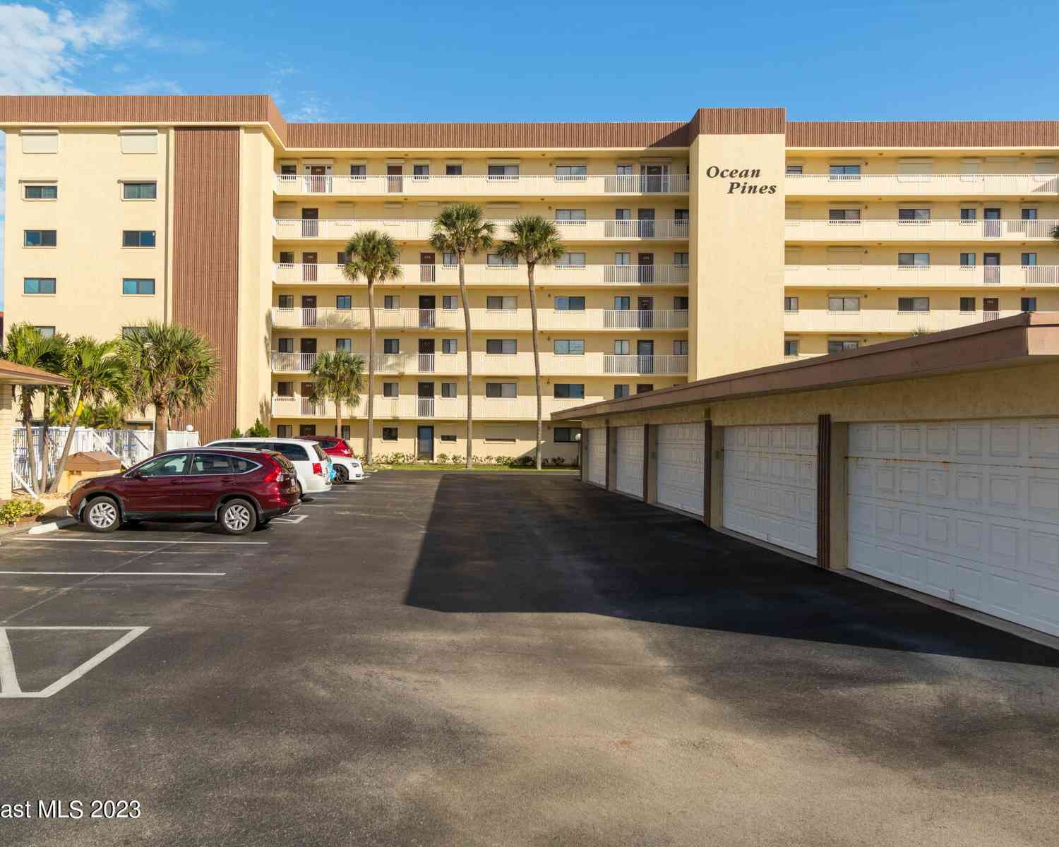 Condo For Rent - 55 N 4th Street #401<br/> Cocoa Beach, FL 32931