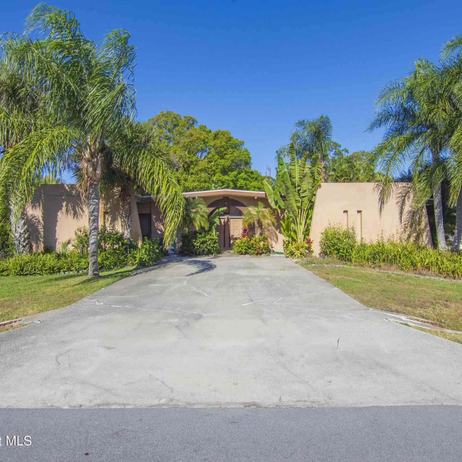 Homes For Sale - 422 Del Monte Road #AB<br/> Sebastian, FL 32958