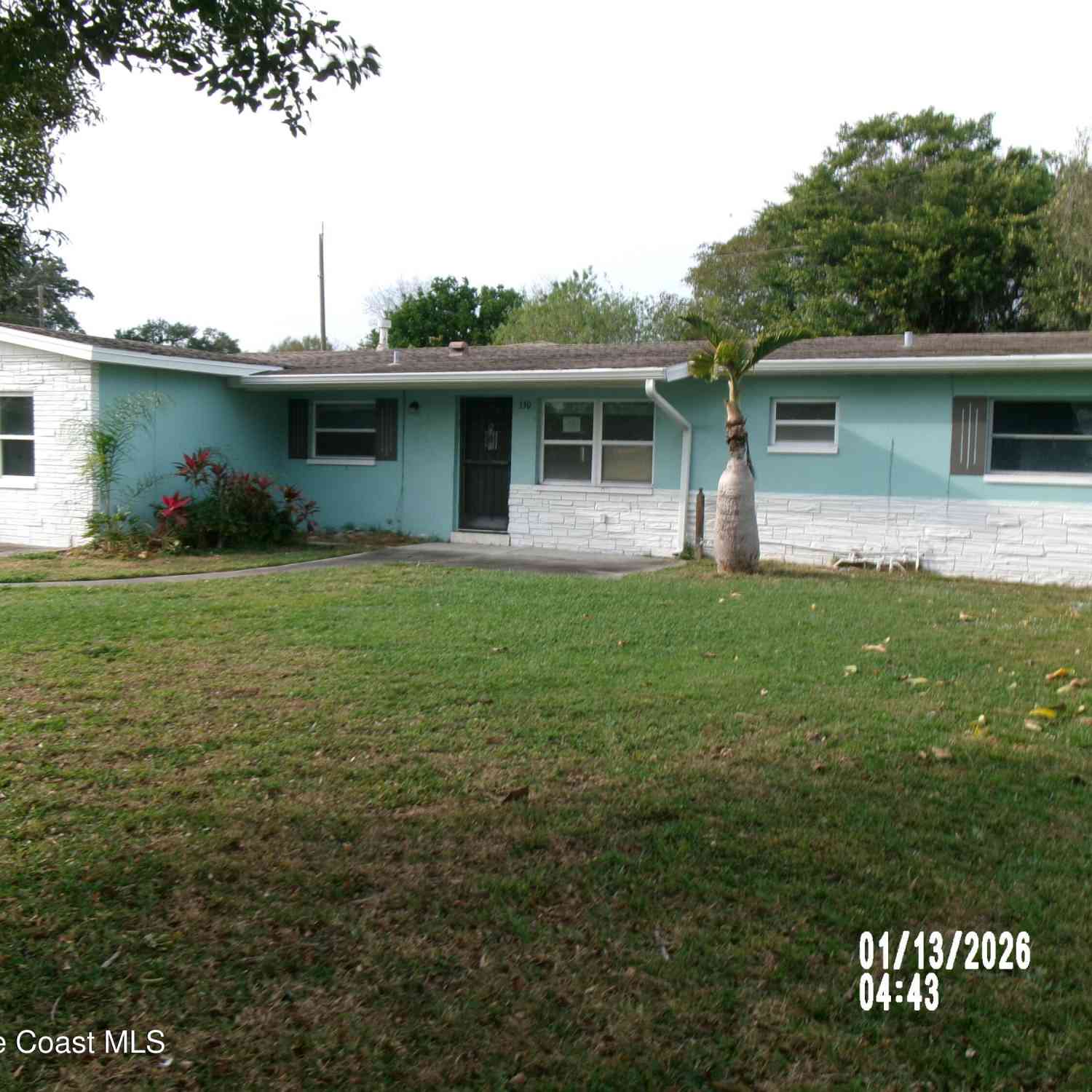 Homes For Sale - 330 Melbourne Avenue<br/> Merritt Island, FL 32953