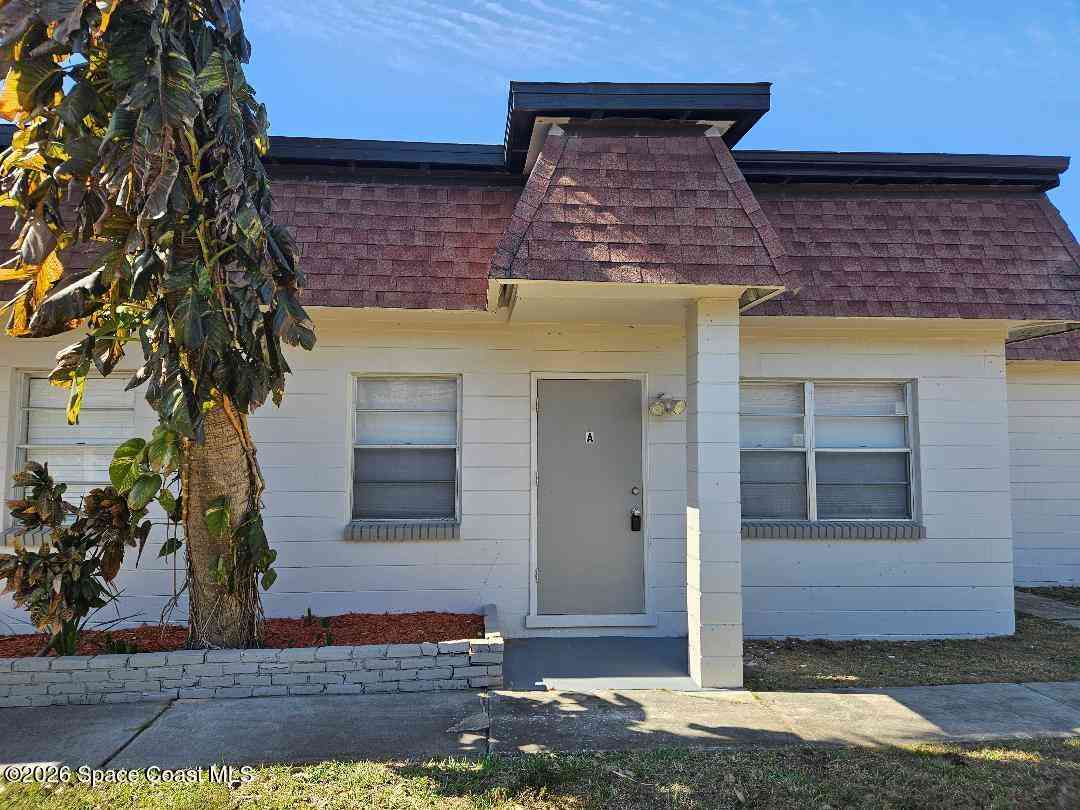 Multifamily For Rent - 18 North Court #A<br/> Indialantic, FL 32903