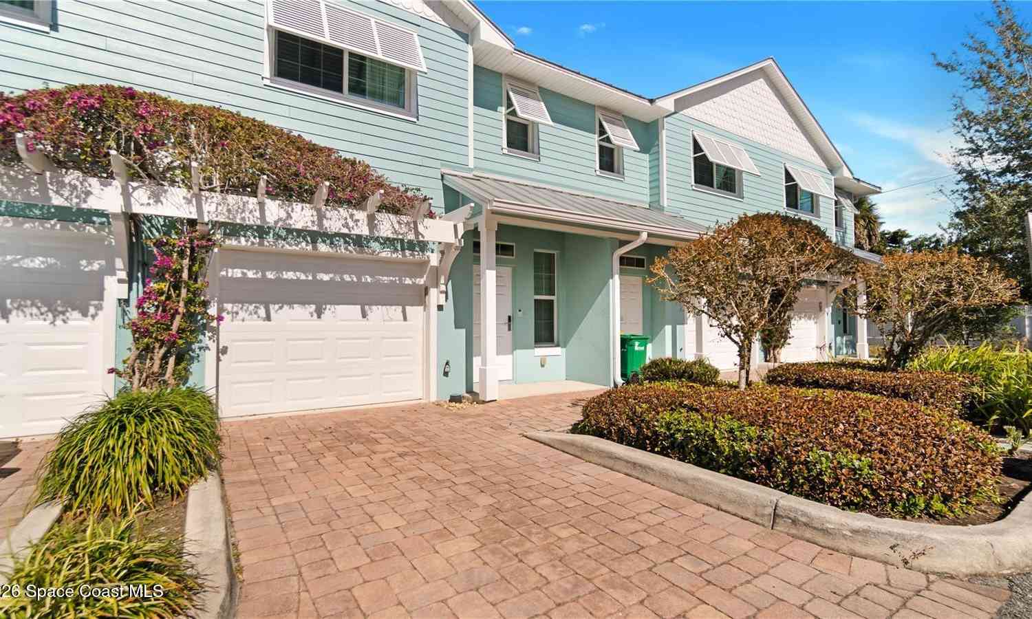 Townhouse For Sale - 104 Parrotfish Lane #104<br/> Merritt Island, FL 32953