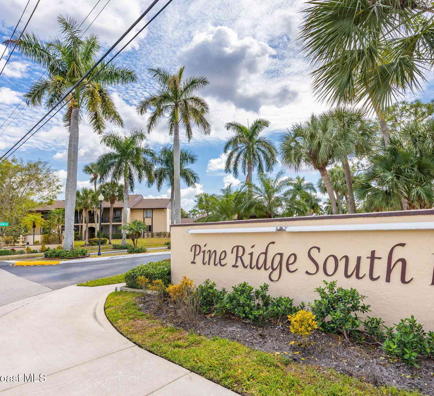 Condo For Sale - 421 Pine Glen Lane #A-2<br/> Lake Worth, FL 33467