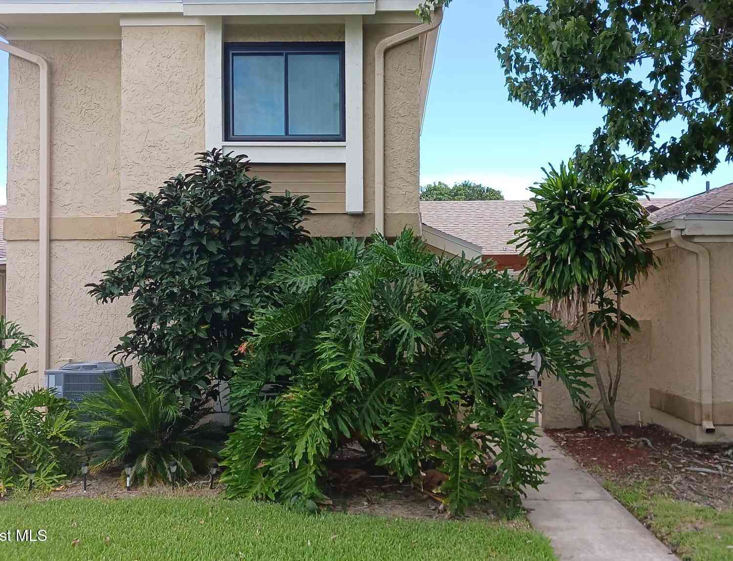 Townhouse For Rent - 1471 Sheafe Avenue #102<br/> Palm Bay, FL 32905