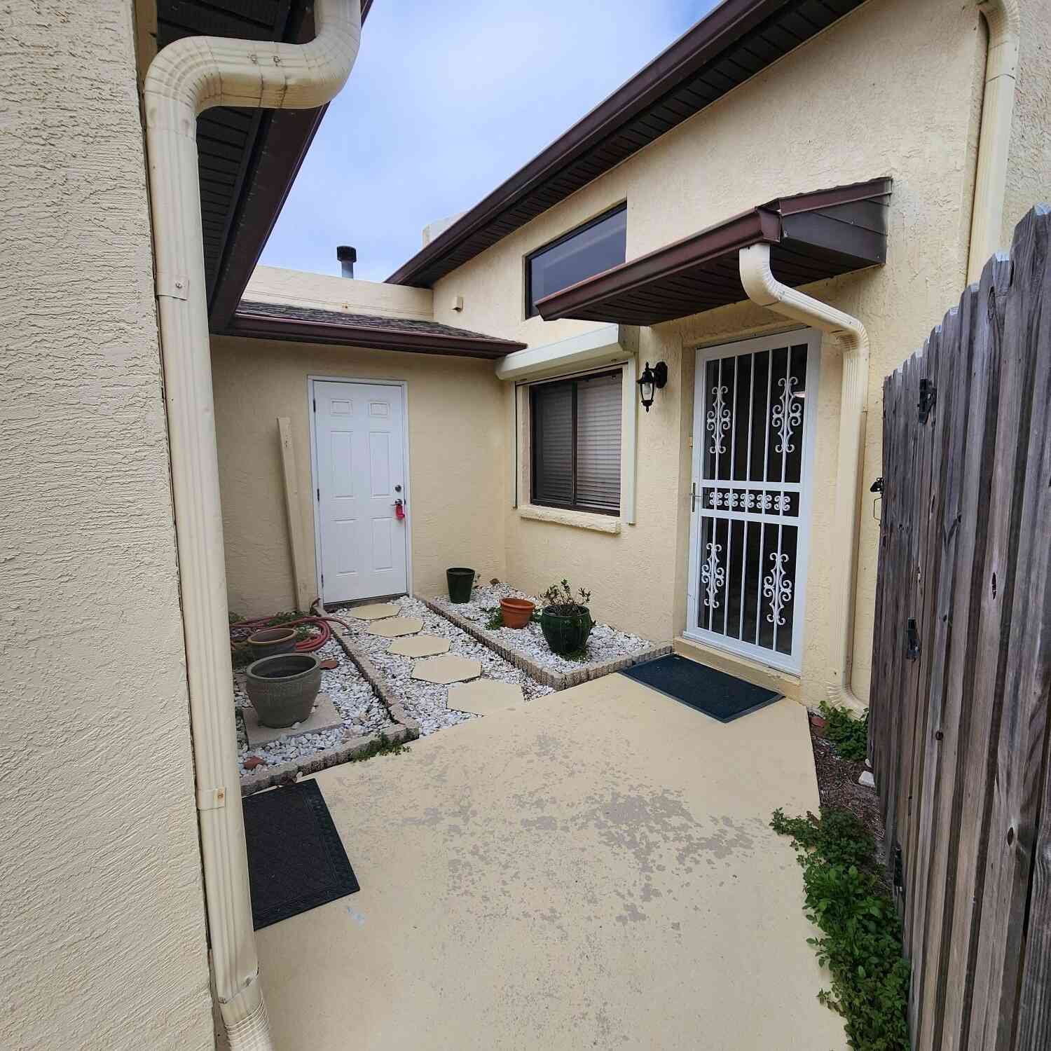 Townhouse For Rent - 304 Wilson Avenue<br/> Cocoa Beach, FL 32931