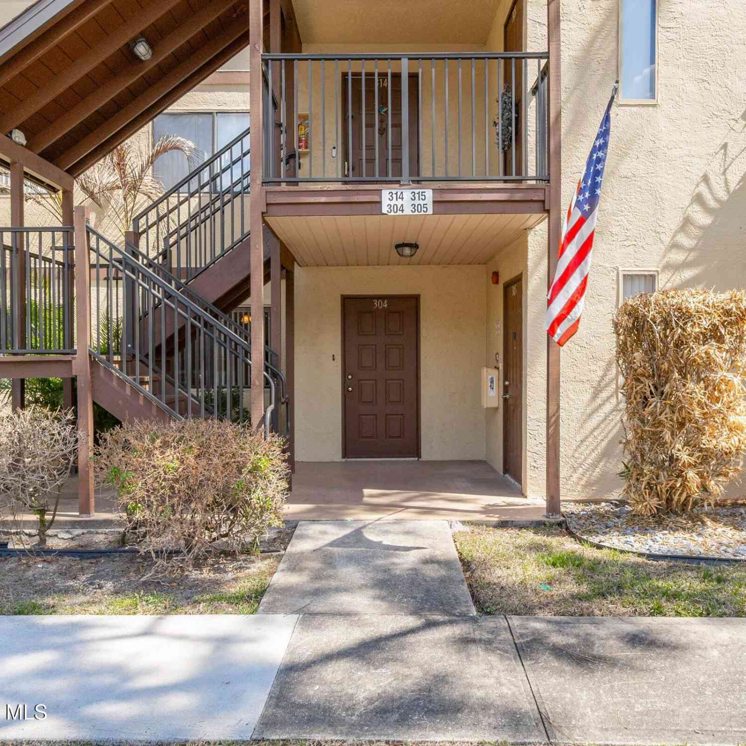 Condo For Sale - 7820 Shadowood Drive #304<br/> Melbourne, FL 32904