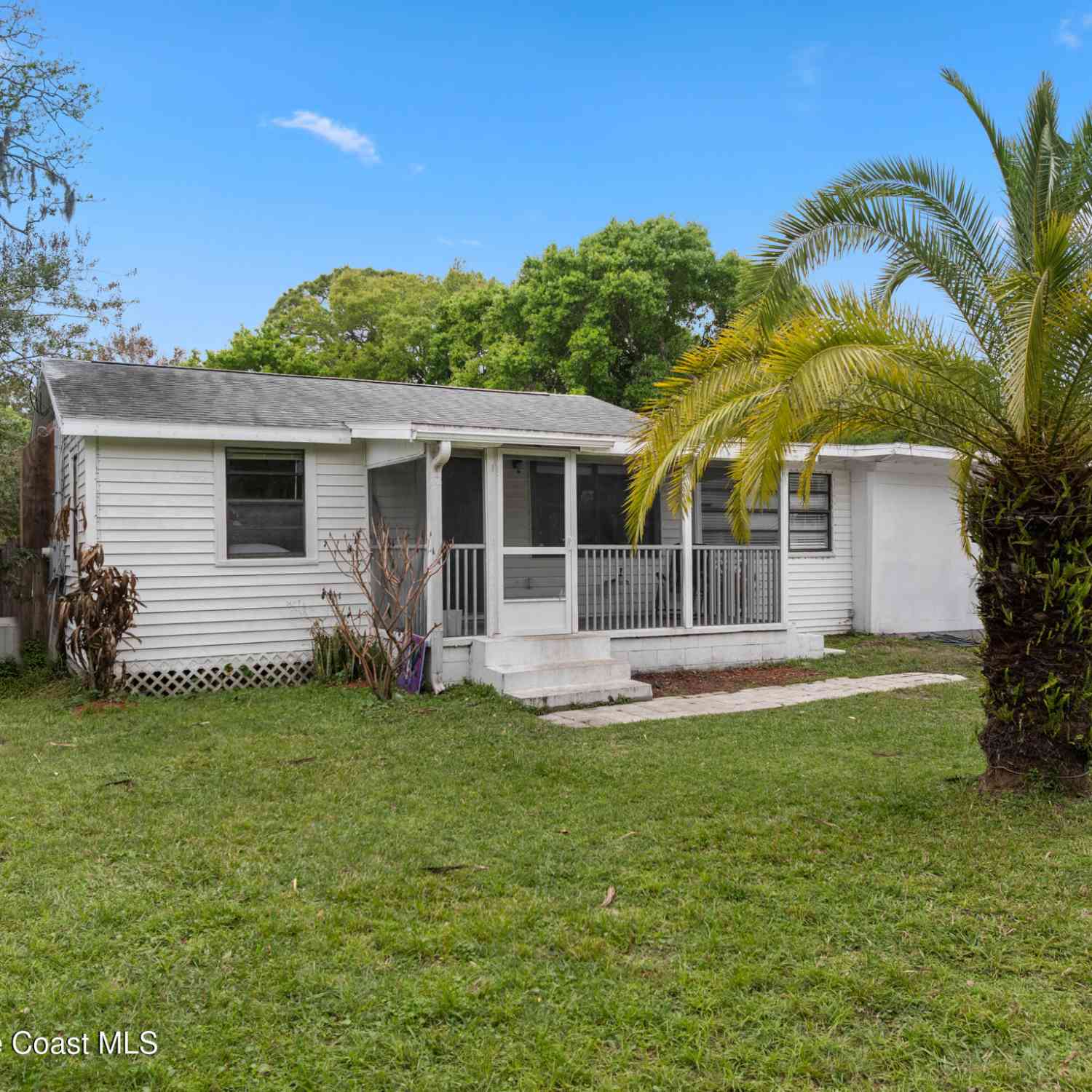 Homes For Sale - 355 Pine Avenue<br/> Cocoa, FL 32922