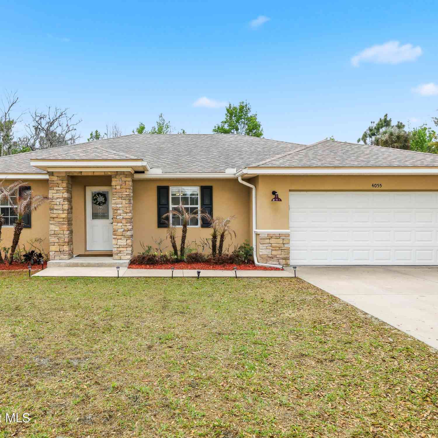 Homes For Sale - 4055 Palm Avenue<br/> Mims, FL 32754