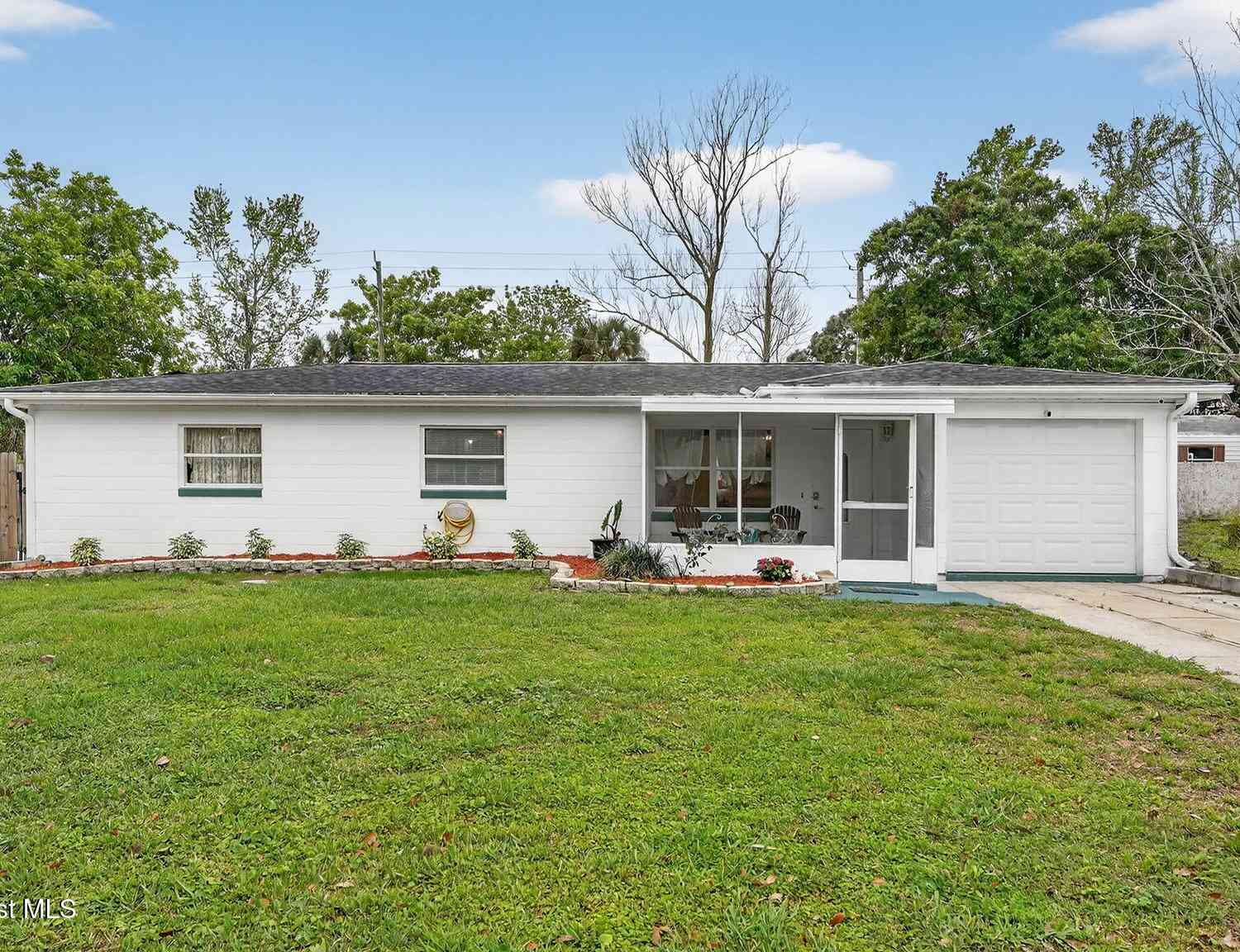 Homes For Sale - 1707 Mantes Drive<br/> Cocoa, FL 32926