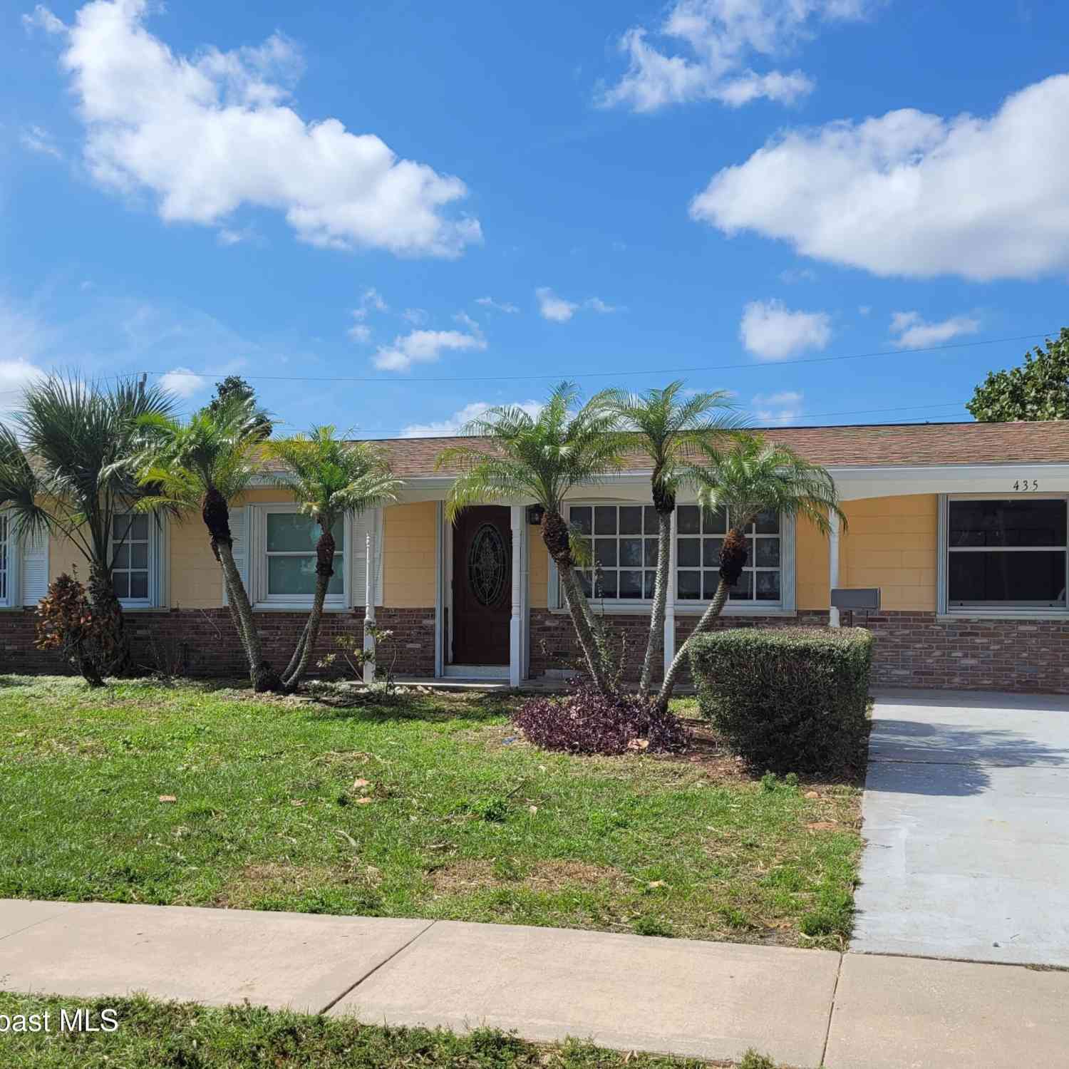Homes For Sale - 435 S Courtenay Parkway<br/> Merritt Island, FL 32952