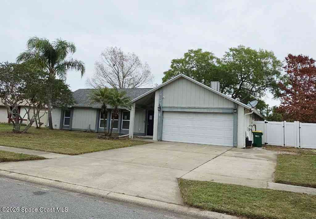 Homes For Sale - 2860 Raintree Lake Circle<br/> Merritt Island, FL 32953