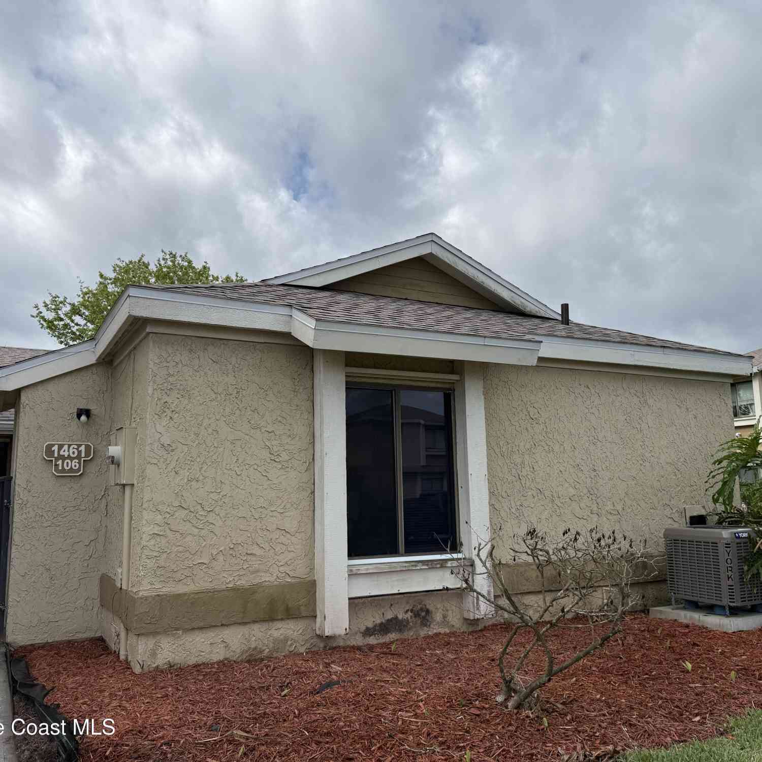 Townhouse For Rent - 1461 Sheafe Avenue #106<br/> Palm Bay, FL 32905