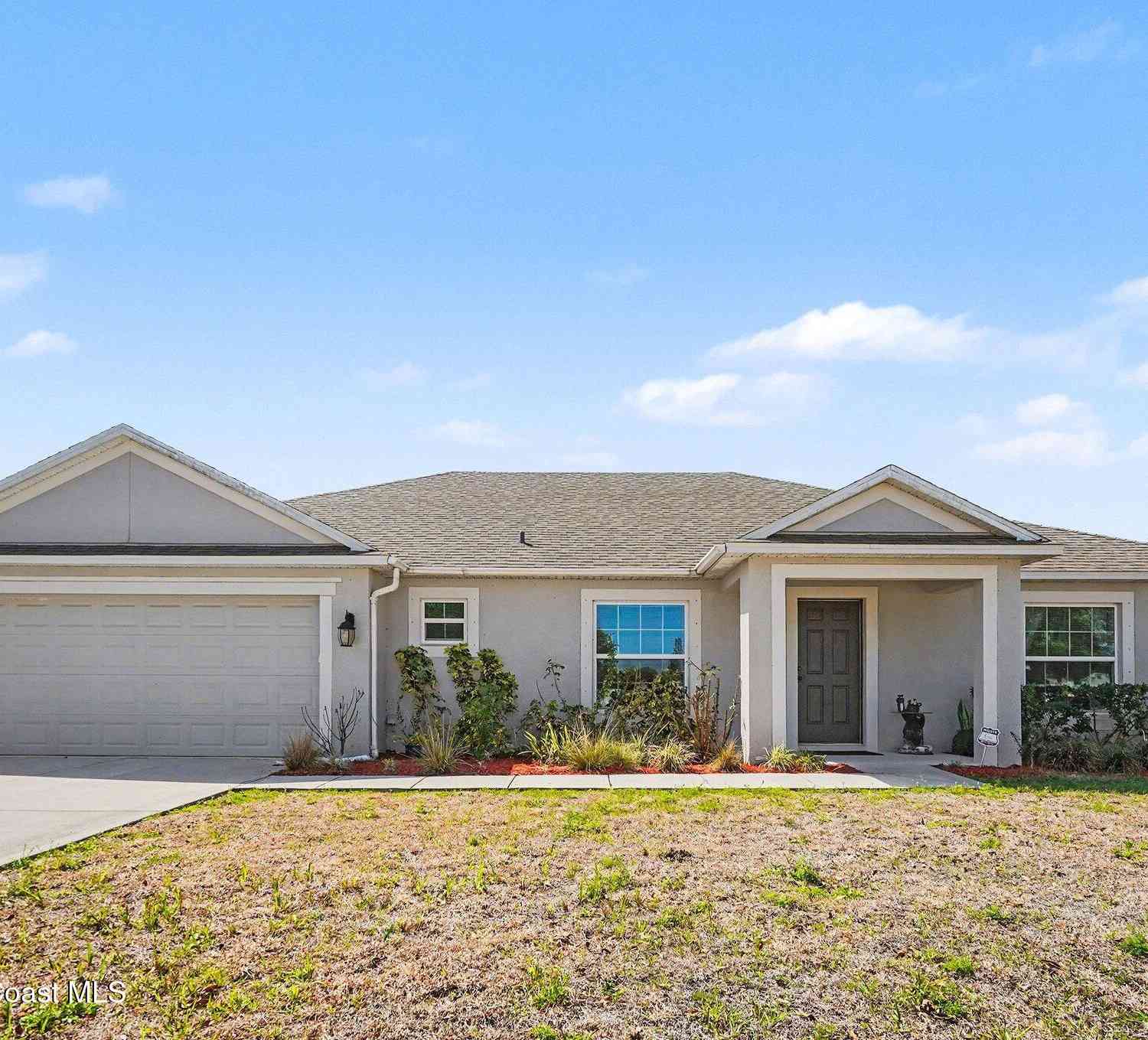 Homes For Sale - 808 Grandeur Street<br/> Palm Bay, FL 32909