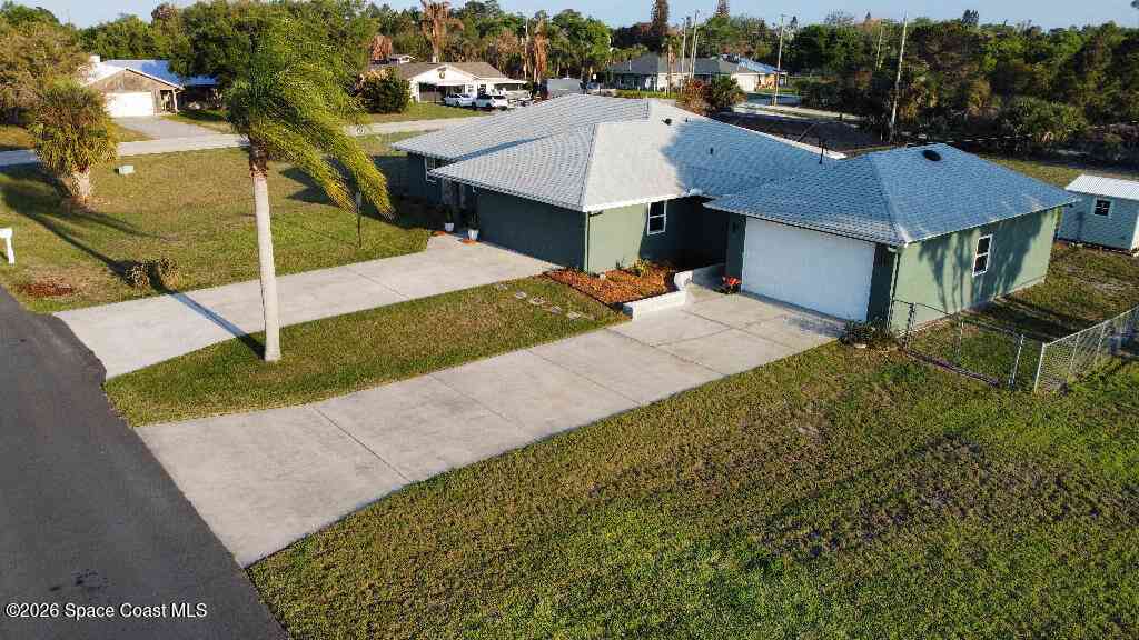 Homes For Sale - 9010 Central Avenue<br/> Sebastian, FL 32976