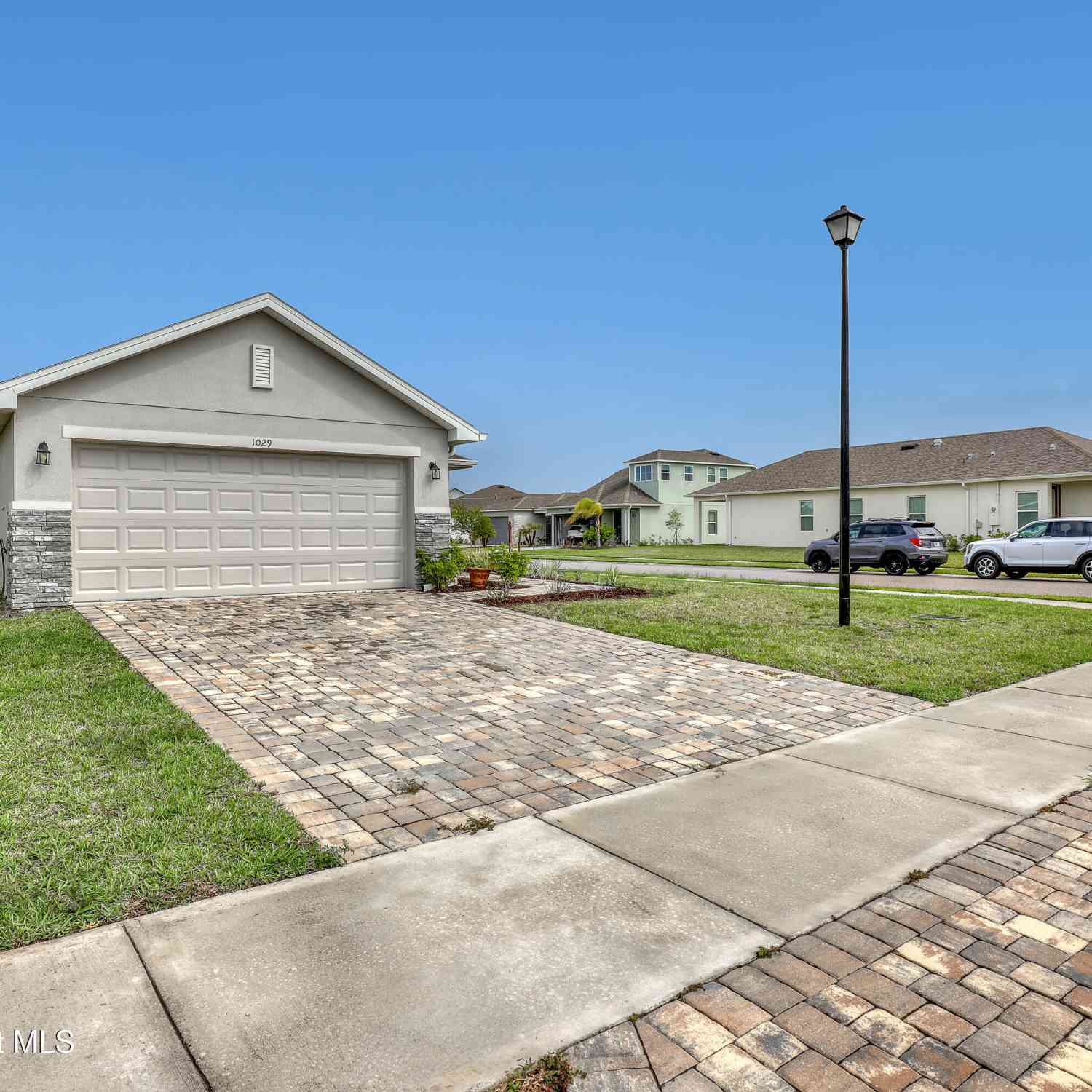 Homes For Sale - 1029 Canfield Circle<br/> Palm Bay, FL 32909