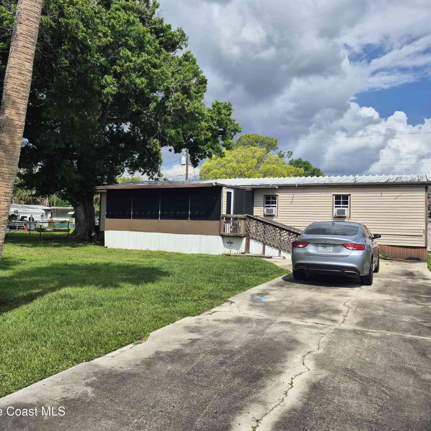 Mobile Home For Sale - 330 Saint Pierre Court<br/> Merritt Island, FL 32953