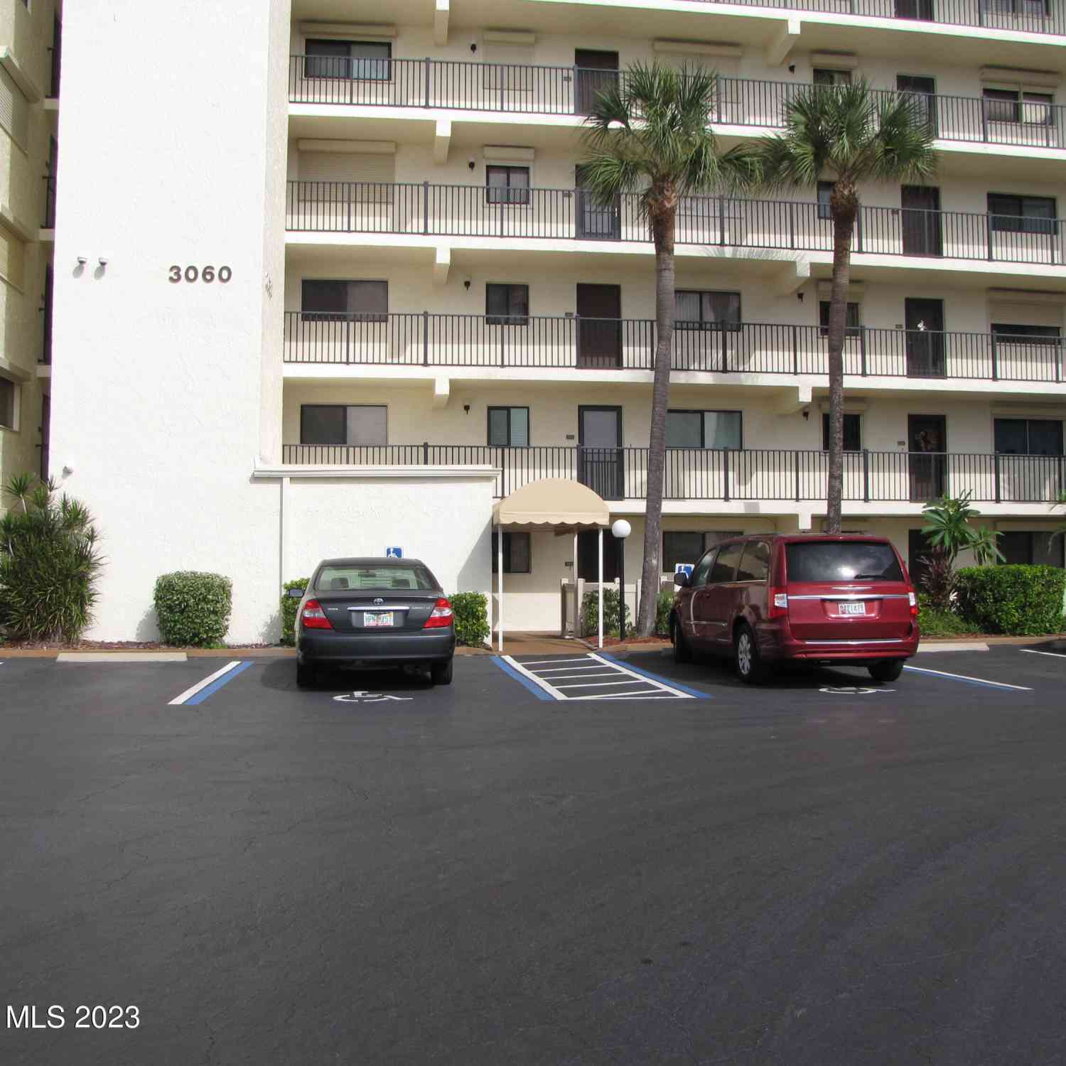 Condo For Sale - 3060 N Atlantic Avenue #103<br/> Cocoa Beach, FL 32931